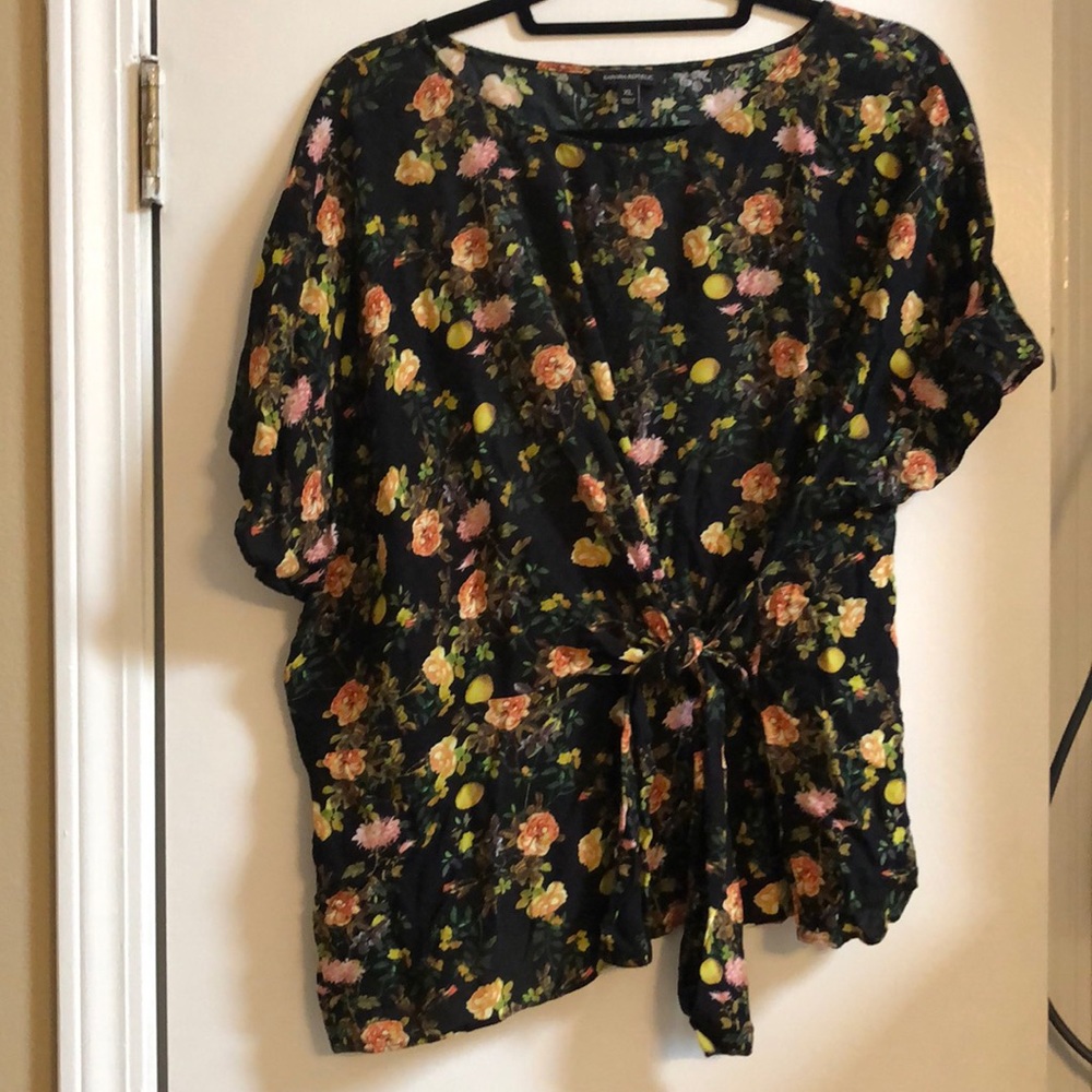 Banana Republic floral top